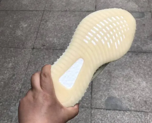 adidas Yeezy Boost 350 V2 Cream White