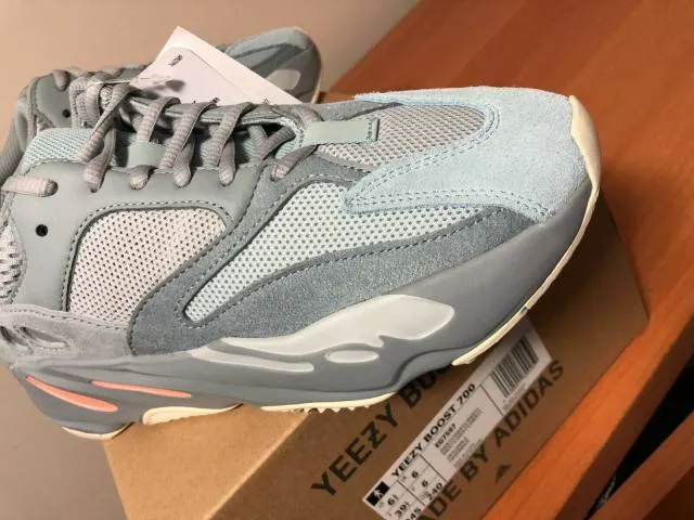 Mens adidas yeezy boost 700 - eg7597 