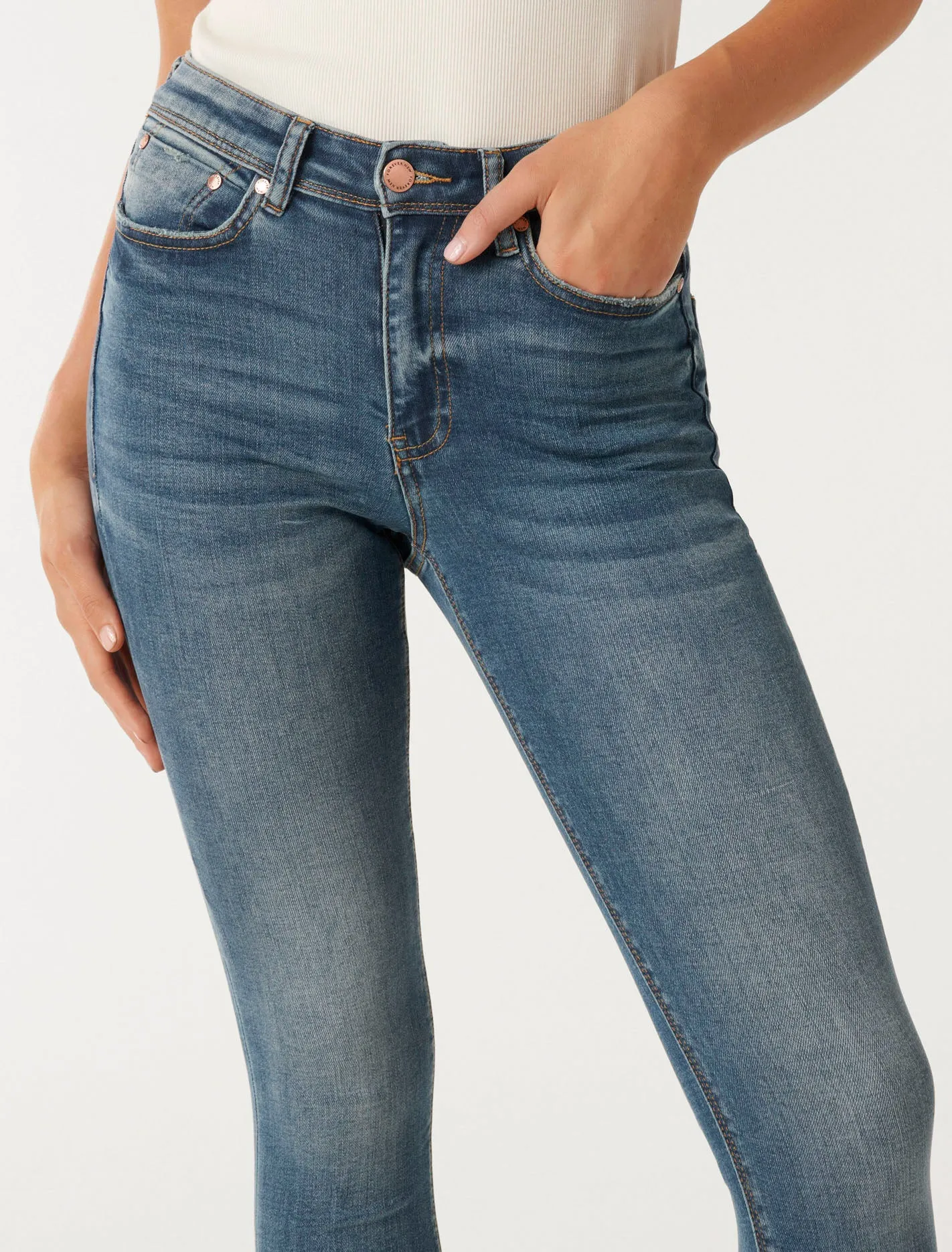 Nala Mid-Rise Skinny Jeans