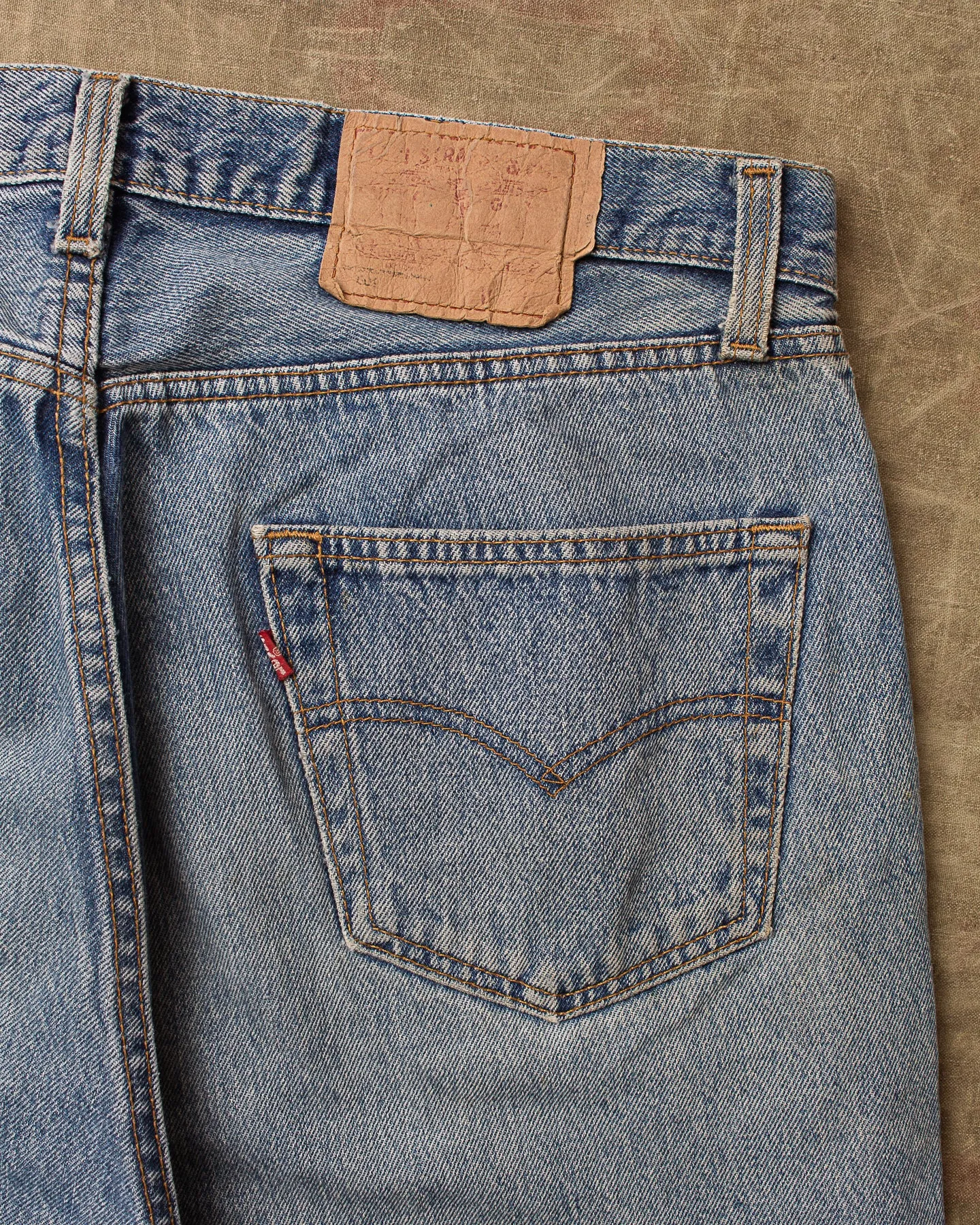 No. 6 Vintage 90's Made in USA Levi's 501 Jeans W36