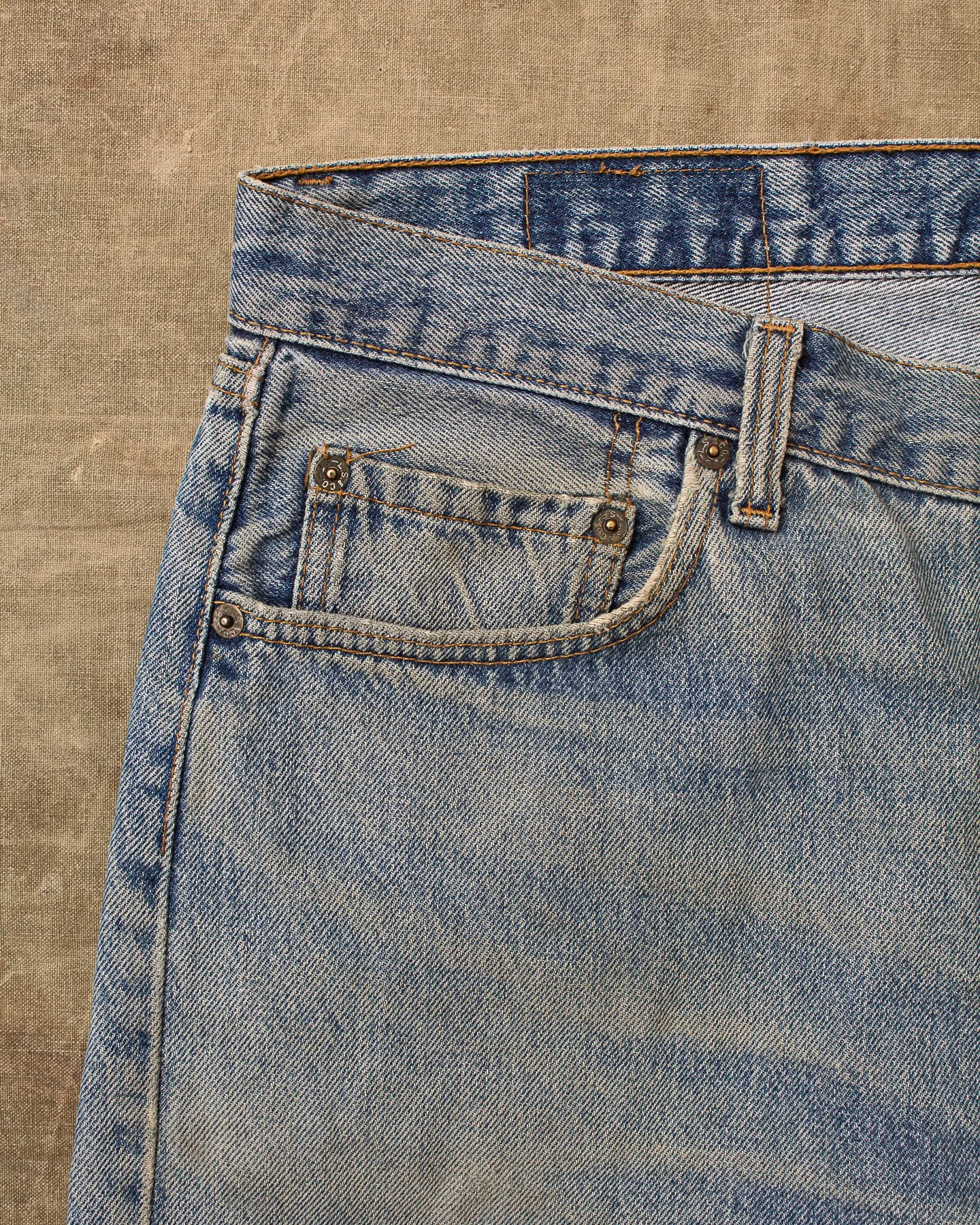 No. 6 Vintage 90's Made in USA Levi's 501 Jeans W36