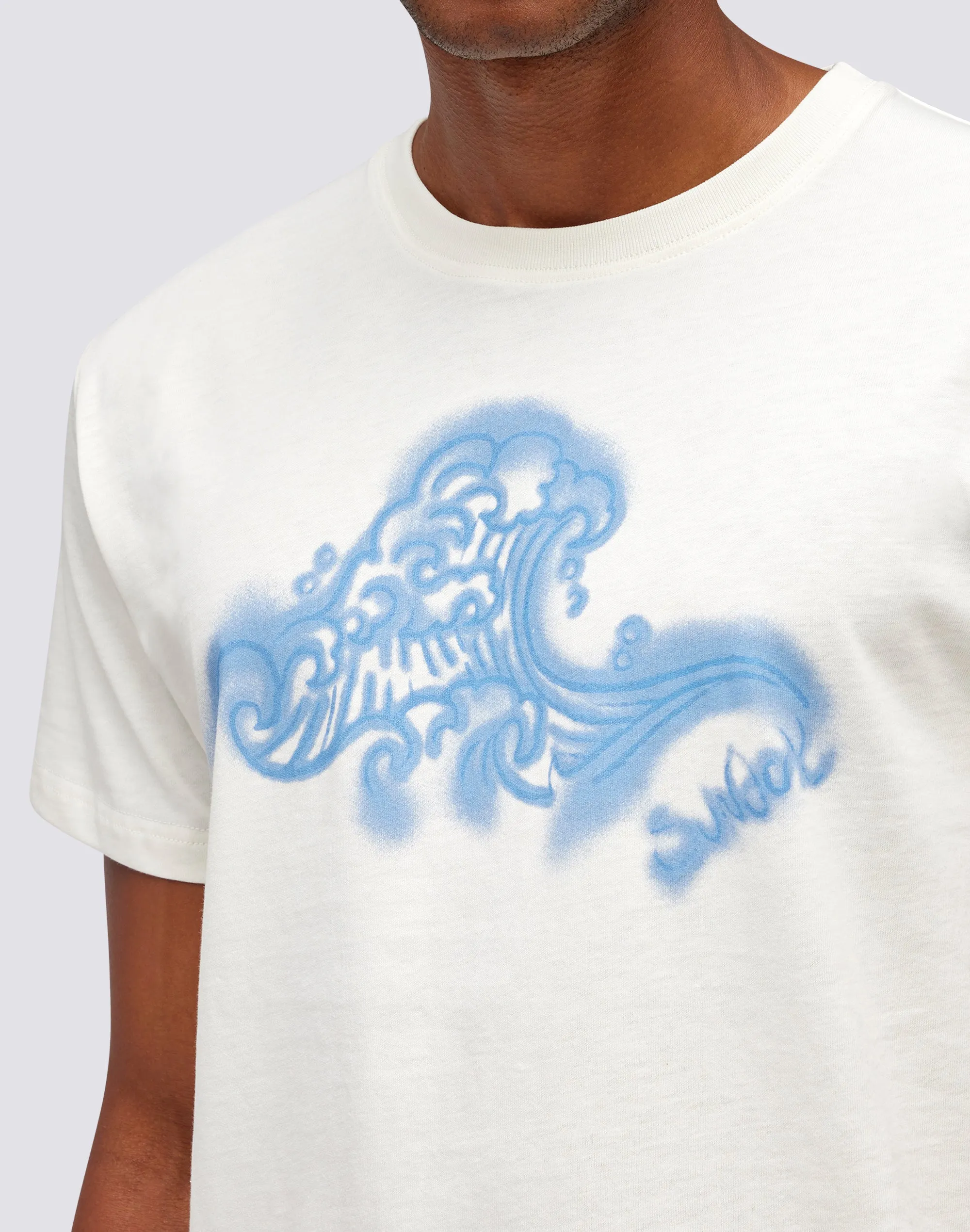 T-SHIRT CON STAMPA SPRAY