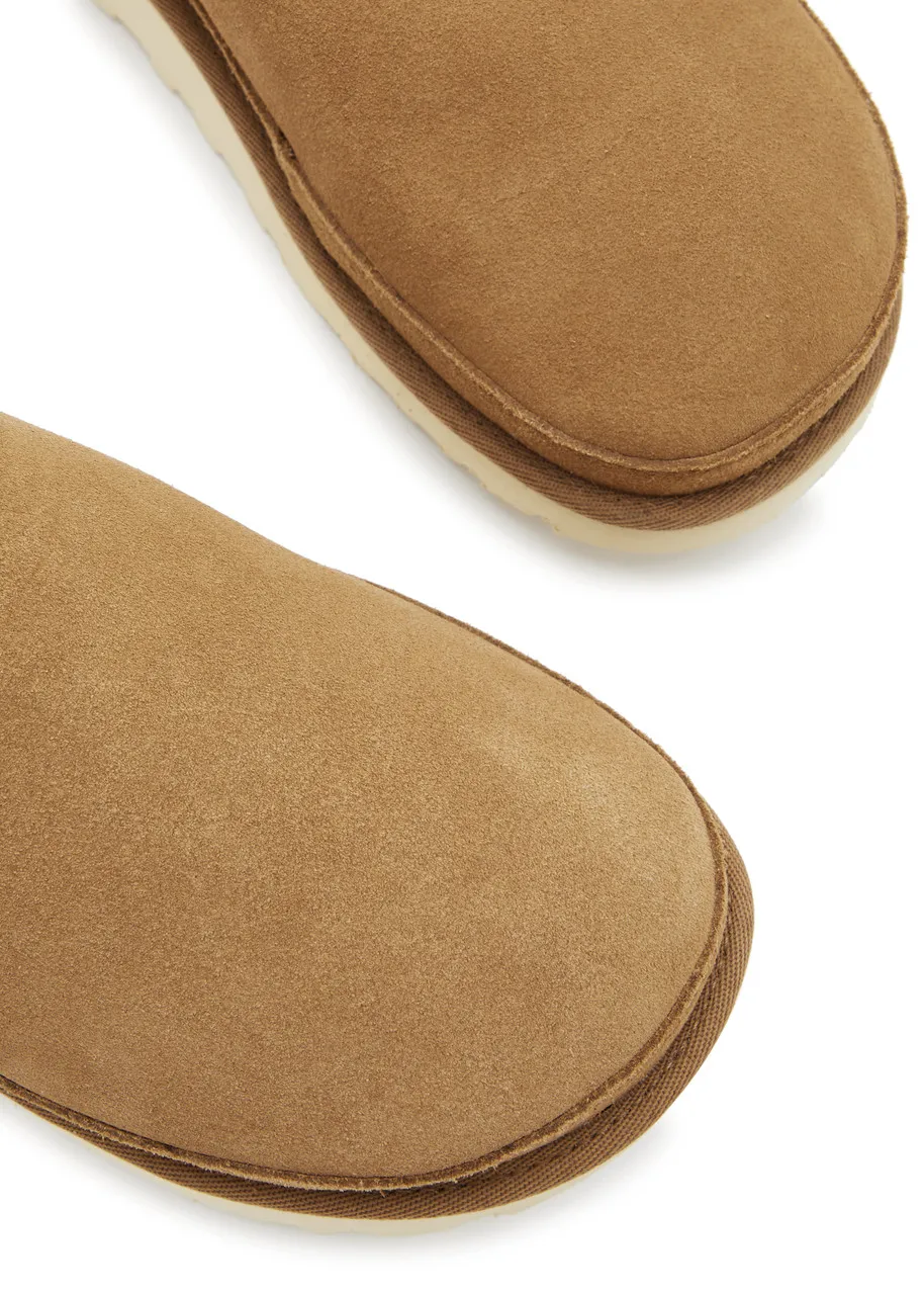 UGG Goldenstar Clog suede sliders  
                         
                     
                