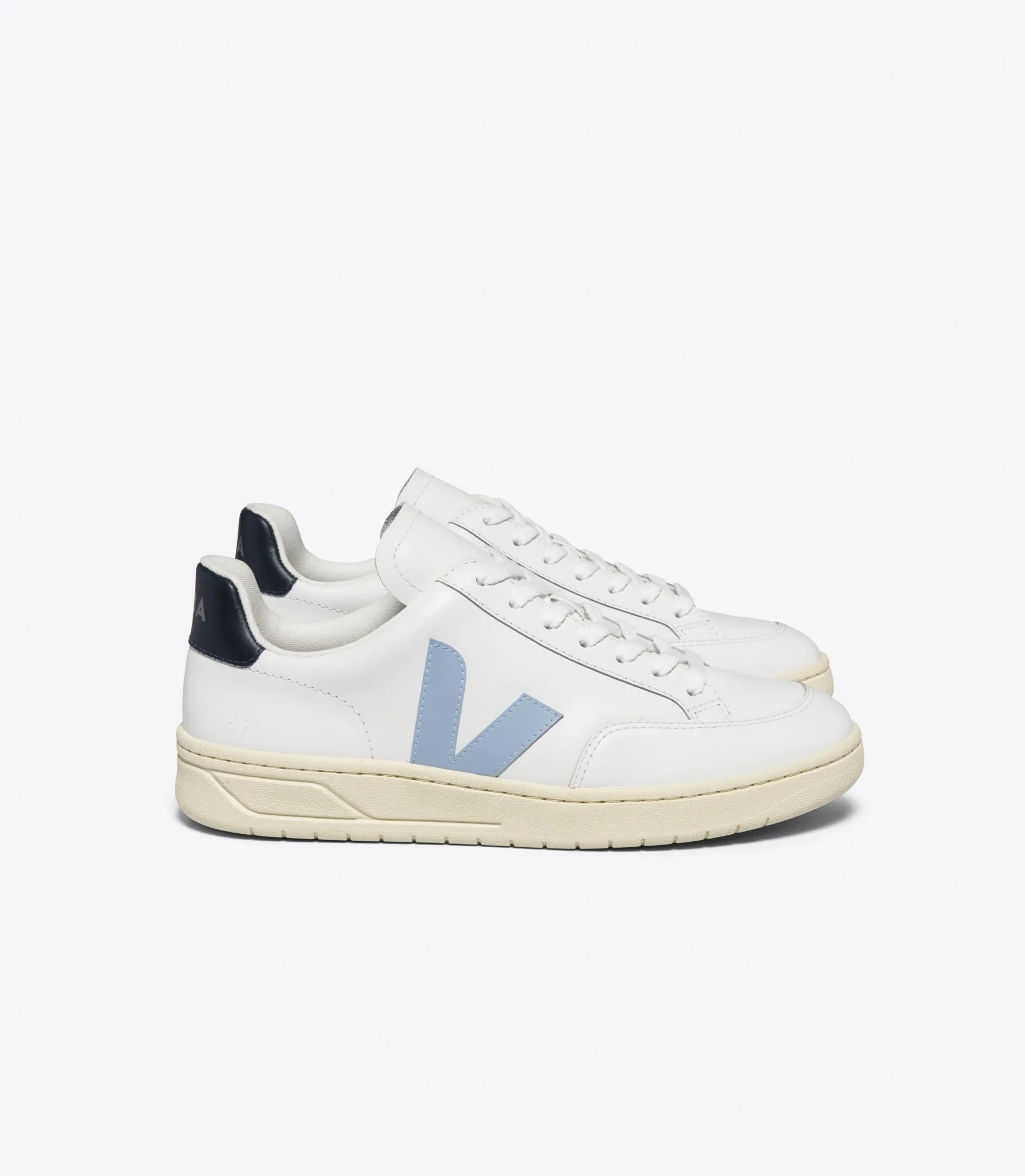 V-12 Leather Extra White Steel Nautico