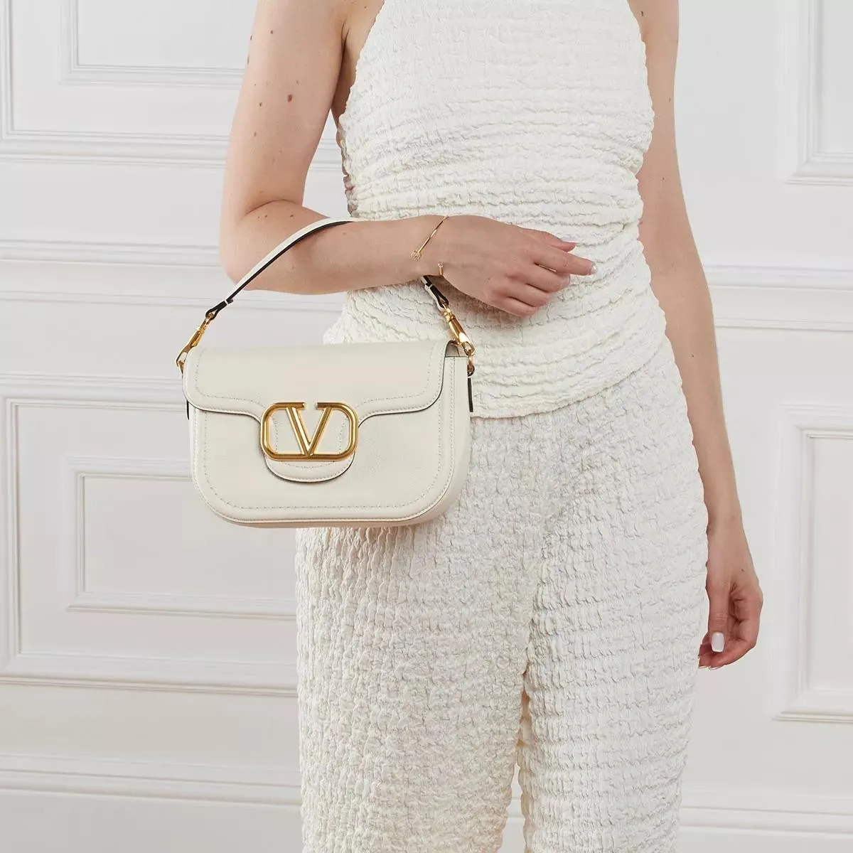 Valentino Garavani  Shoulder Bag Alltime Brass Logo Ivory