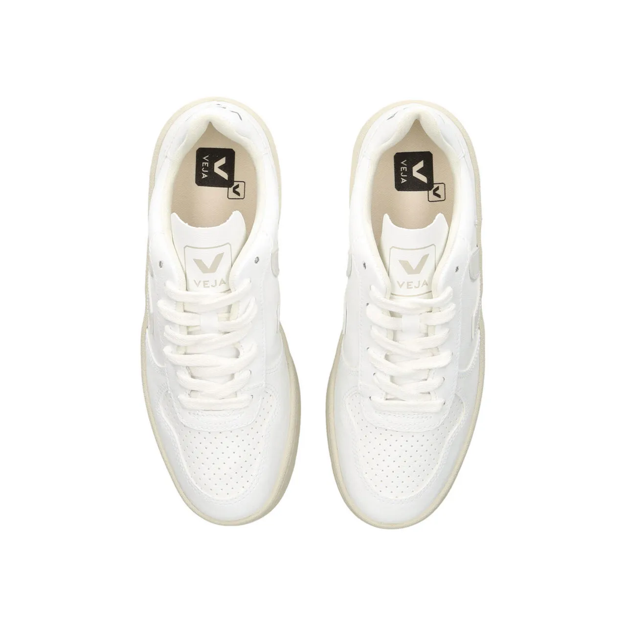 VEJA V-10 Trainers - White